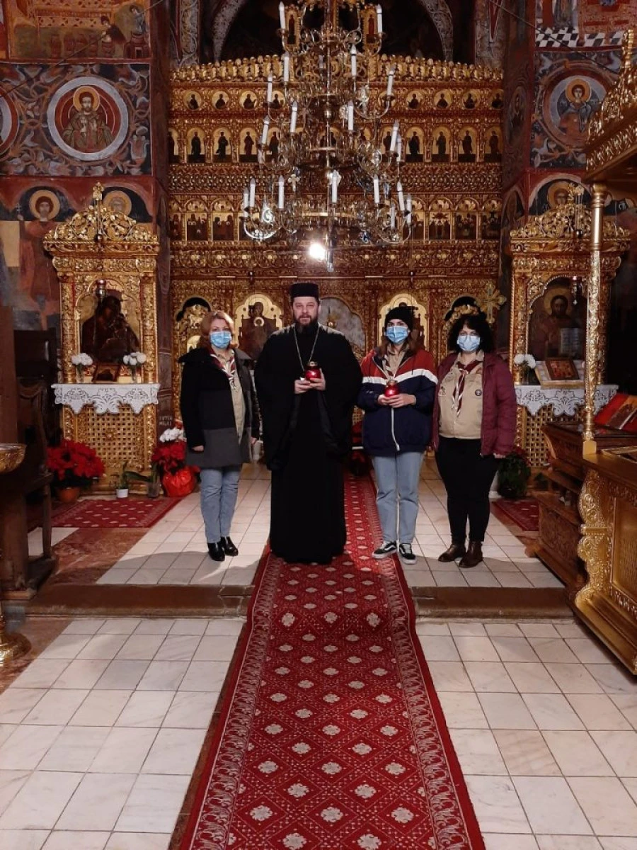 Lumina Păcii de la Betleem a ajuns la Arad
