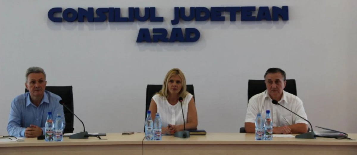 LUNA IULIE, PLINĂ DE EVENIMENTE CULTURALE ÎN JUDEȚ