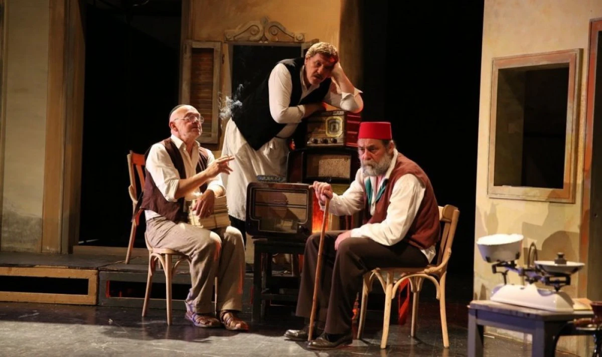 Lună plină de spectacole, la Teatrul „Ioan Slavici“ din Arad
