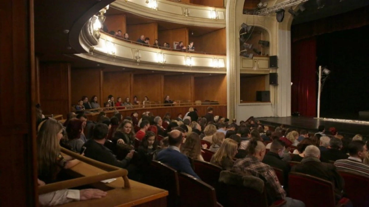 Luna plină de teatru – un proiect de succes din prima zi