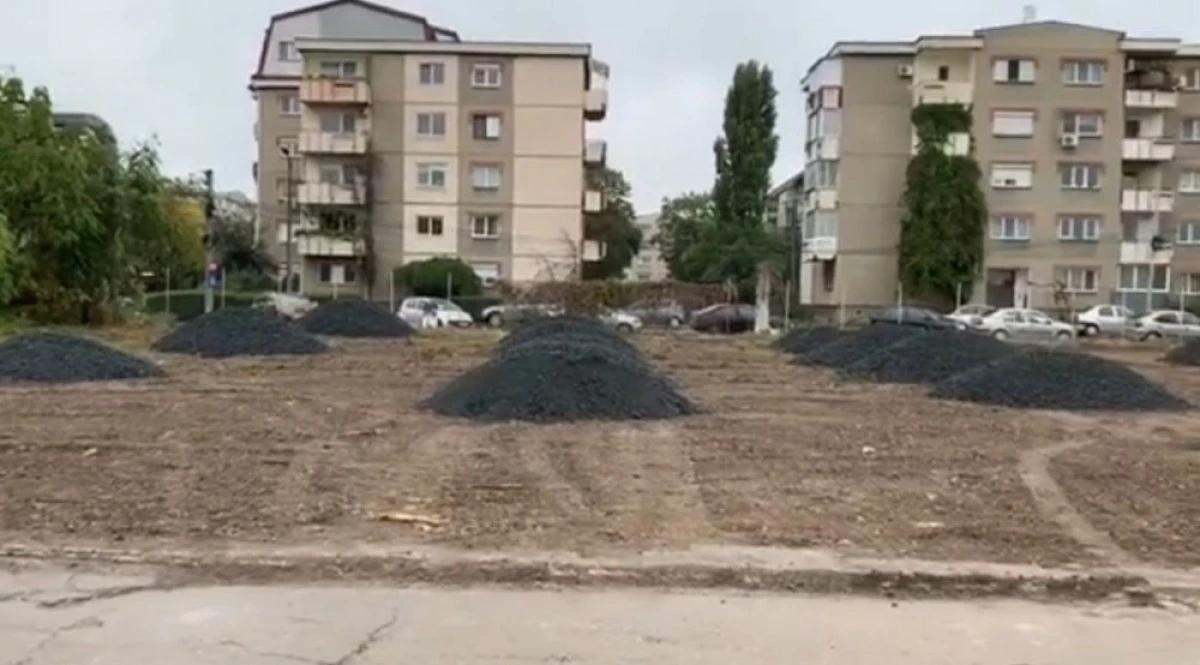 Lupaș acuză: „Tot mai mult miroase acest "parc Tricou Roşu" a afacere cu dedicație pe bani publici“