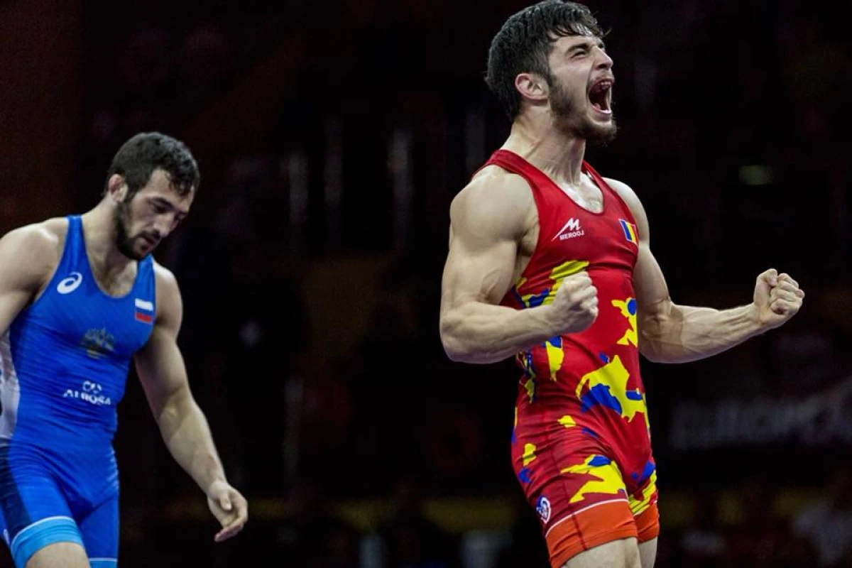 Luptătorul arădean Mihai Mihuţ e maestru al sportului