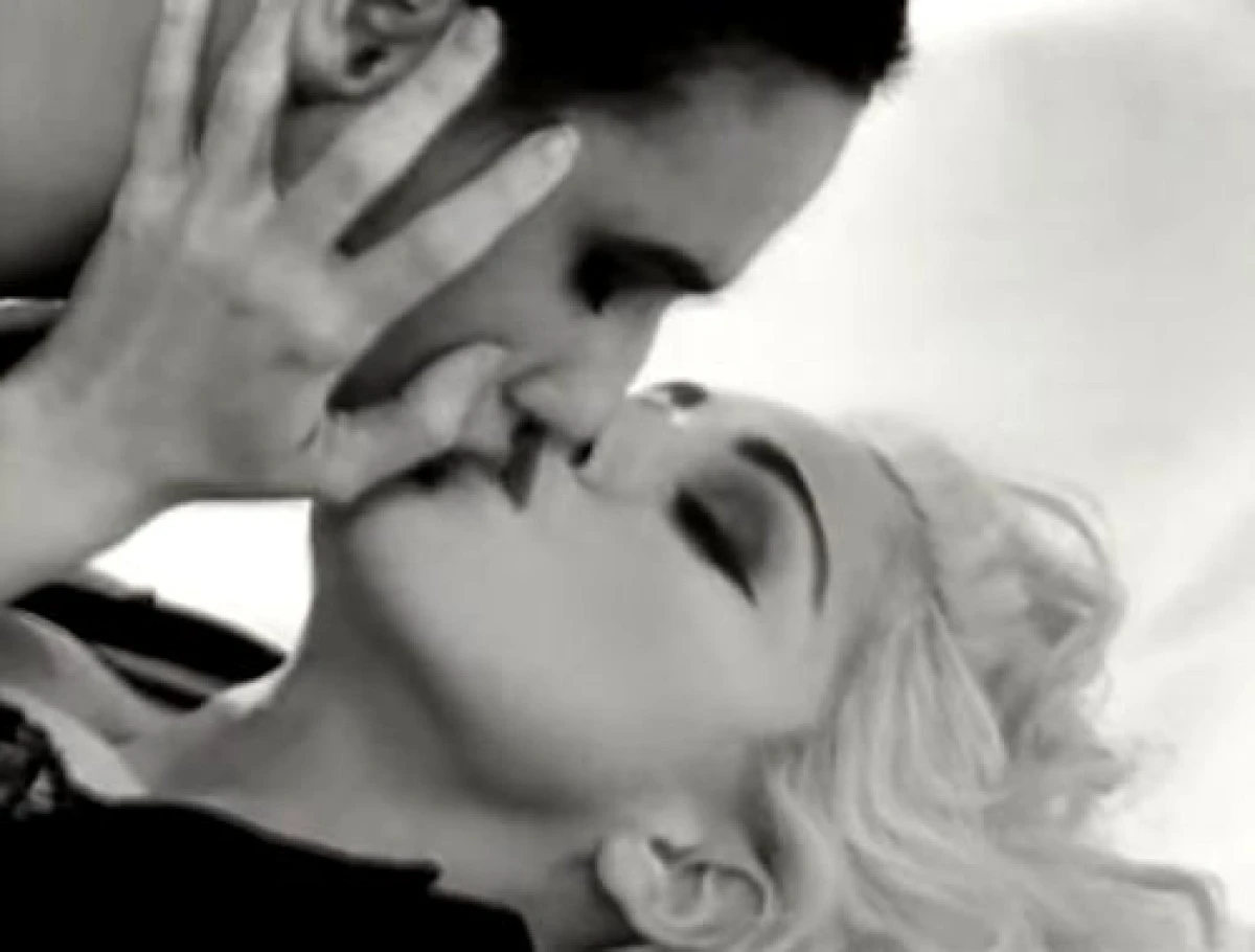 Madonna, acuzată de hărțuire sexuală