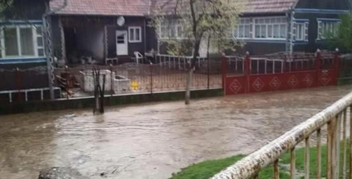 Mai multe localități din Arad, afectate de inundații