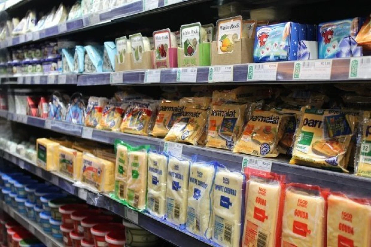 Mai multe produse alimentare vor avea adaos comercial plafonat și în următoarele luni