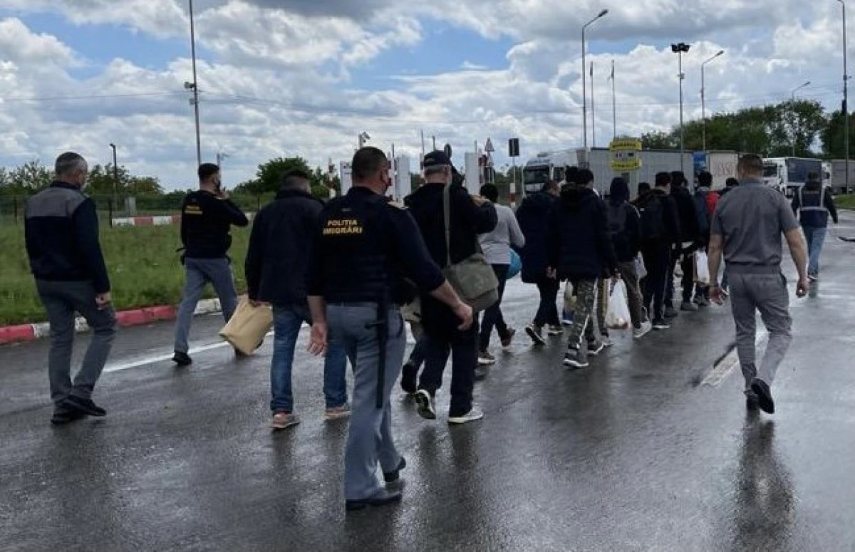 Mai mulți cetățeni străini, interziși în Arad pentru cinci ani