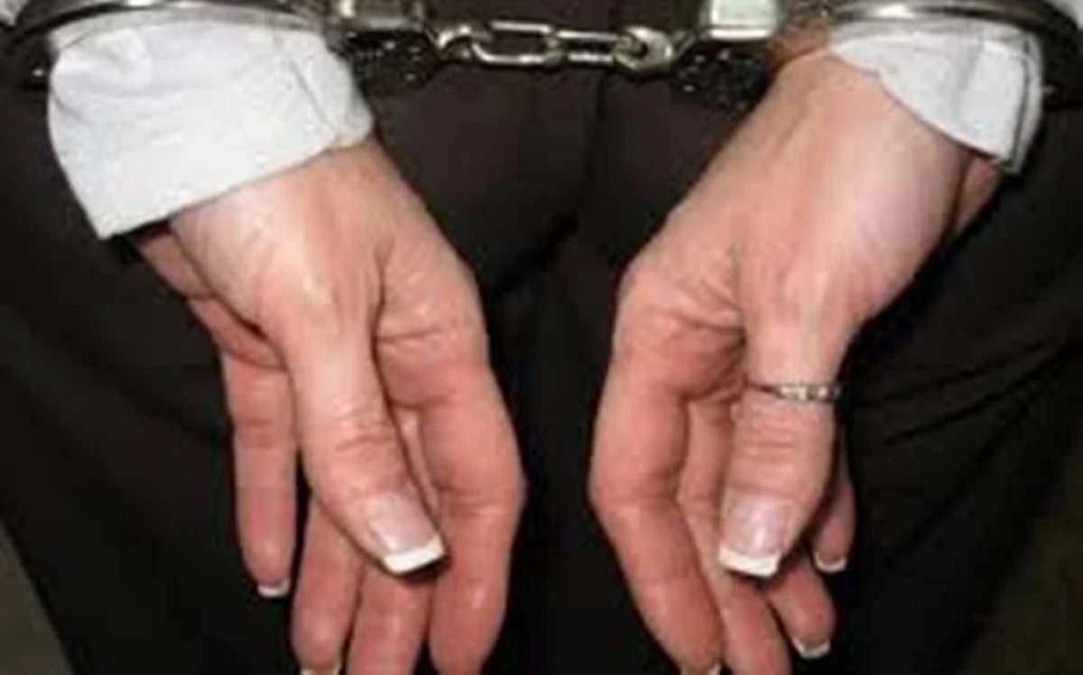 MANDAT DE EXECUTARE A PEDEPSEI INCHISORII PENTRU O FEMEIE DIN JUDETUL ARAD