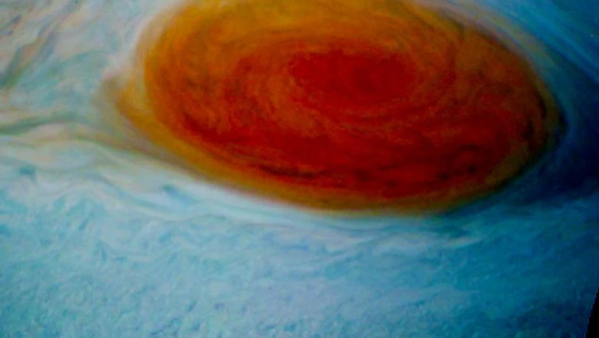 Marea Pată Roşie de pe Jupiter, pe cale de dispariţie