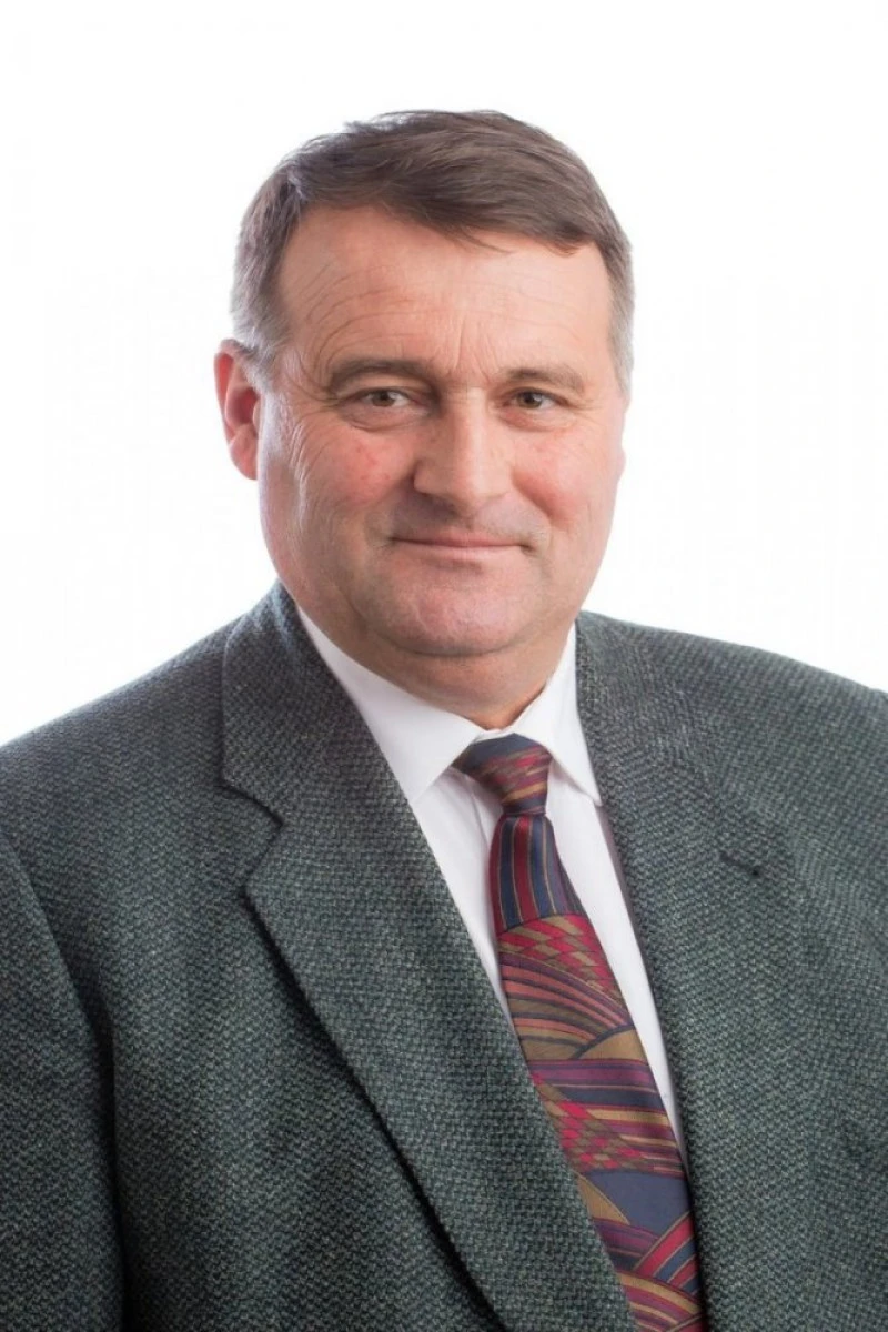 Marinel Jurjescu, primar Şiştarovăţ: “Comunitatea din Şiştarovăţ are nevoie de sprijin financiar din bugetul judeţului Arad”