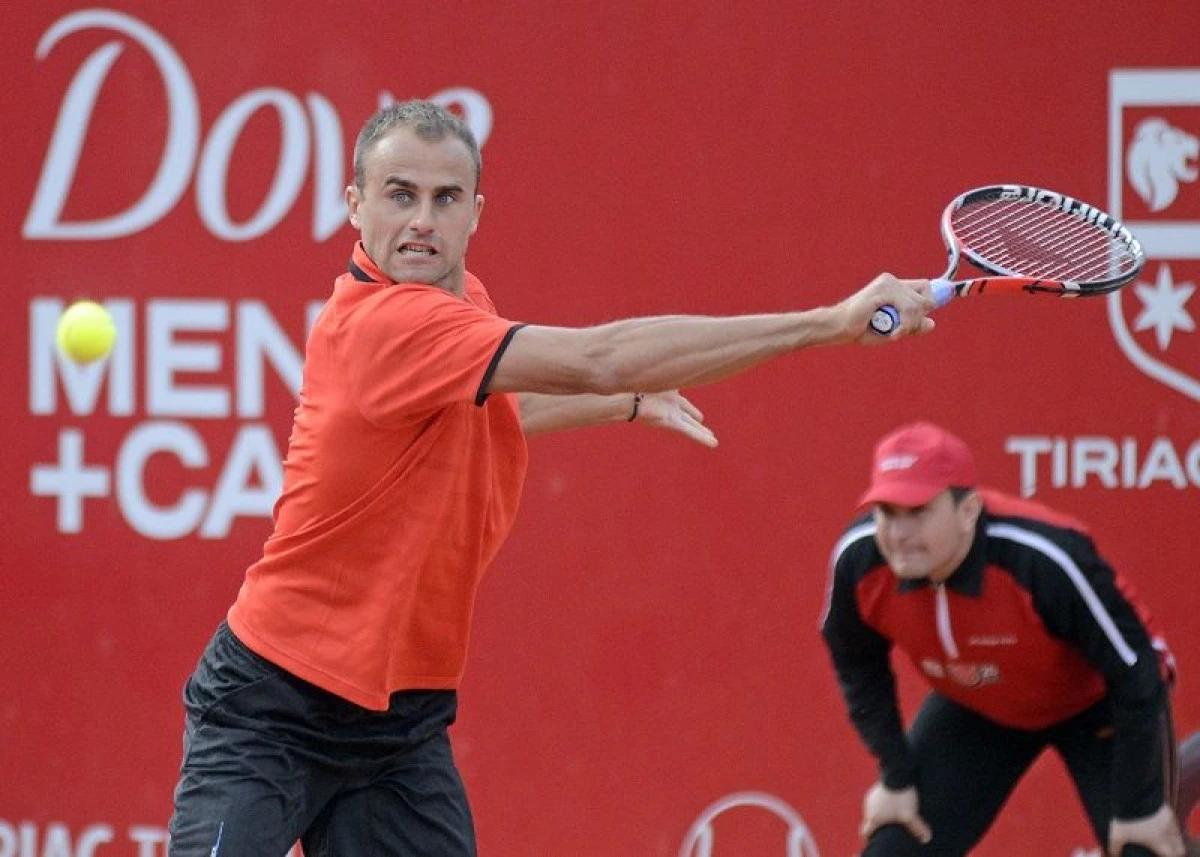 Marius Copil, în sferturile probei de dublu la Nottingham