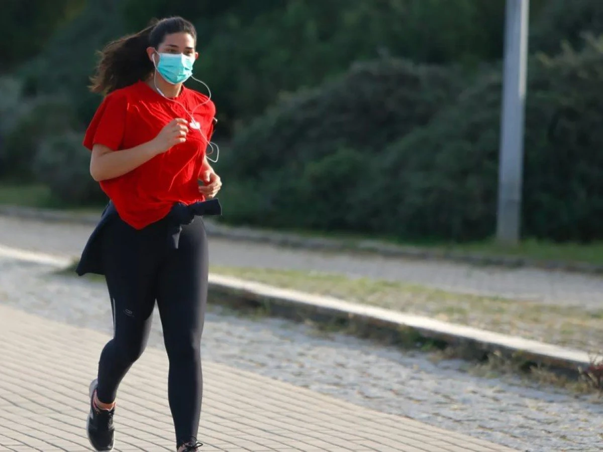 Masca obligatorie în timpul orelor de sport
