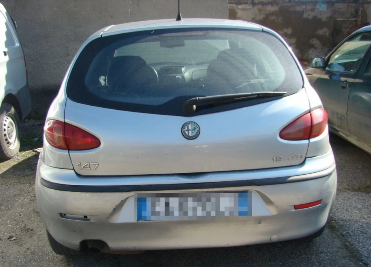 MASINA CONFISCATA LA VAMA NADLAC. AUTOTURISMUL ERA CAUTAT DE AUTORITATILE ITALIENE