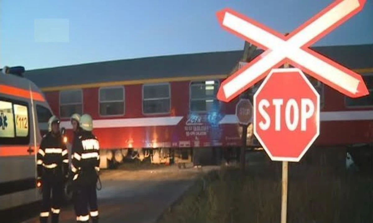 MAȘINĂ LOVITĂ DE TREN, ÎN MICĂLACA