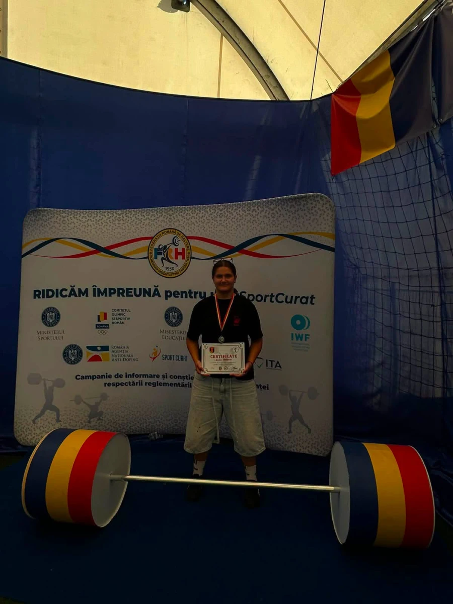 Medalie de argint la Campionatul Național de Haltere Tineret U23, pentru Paraschieva Sucigan, de la CSS Gloria Arad