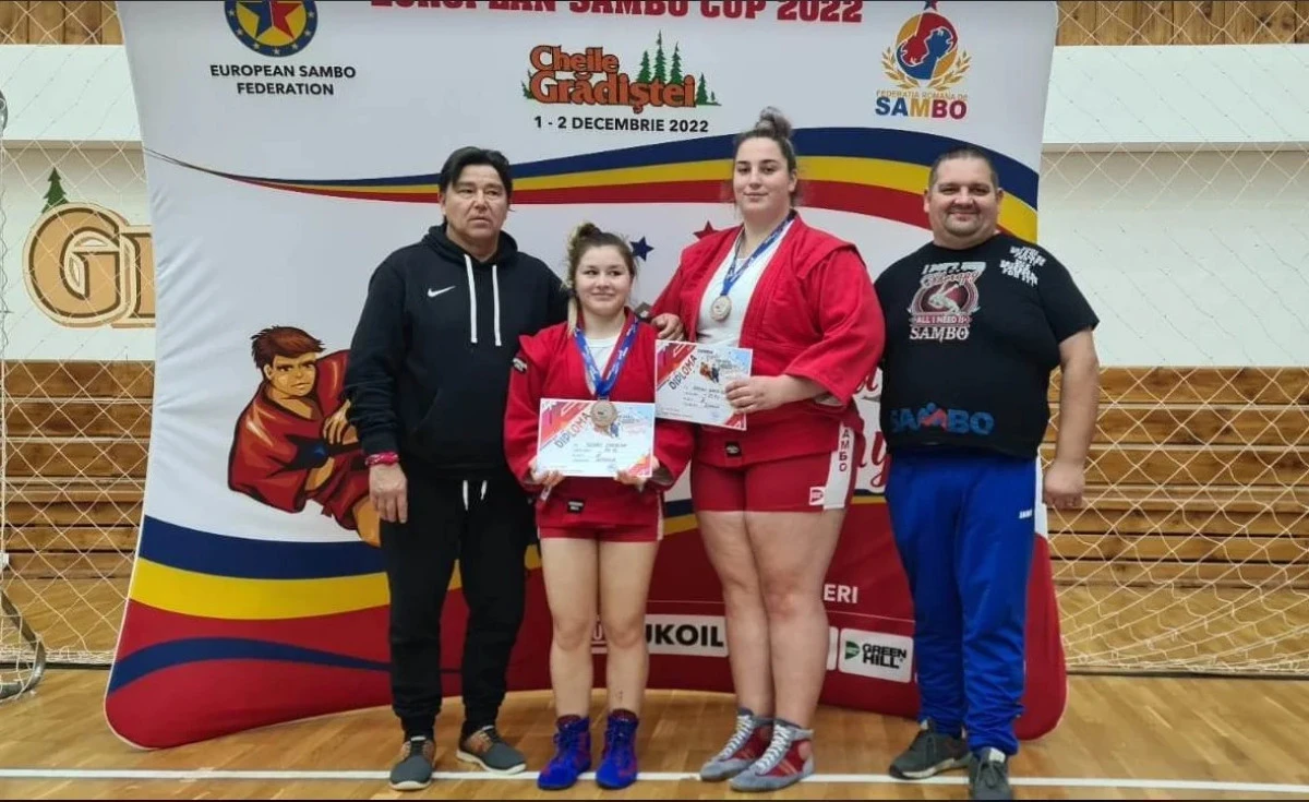Medalii de bronz pentru CS Universitatea Arad, la Cupa Europeană de Sambo