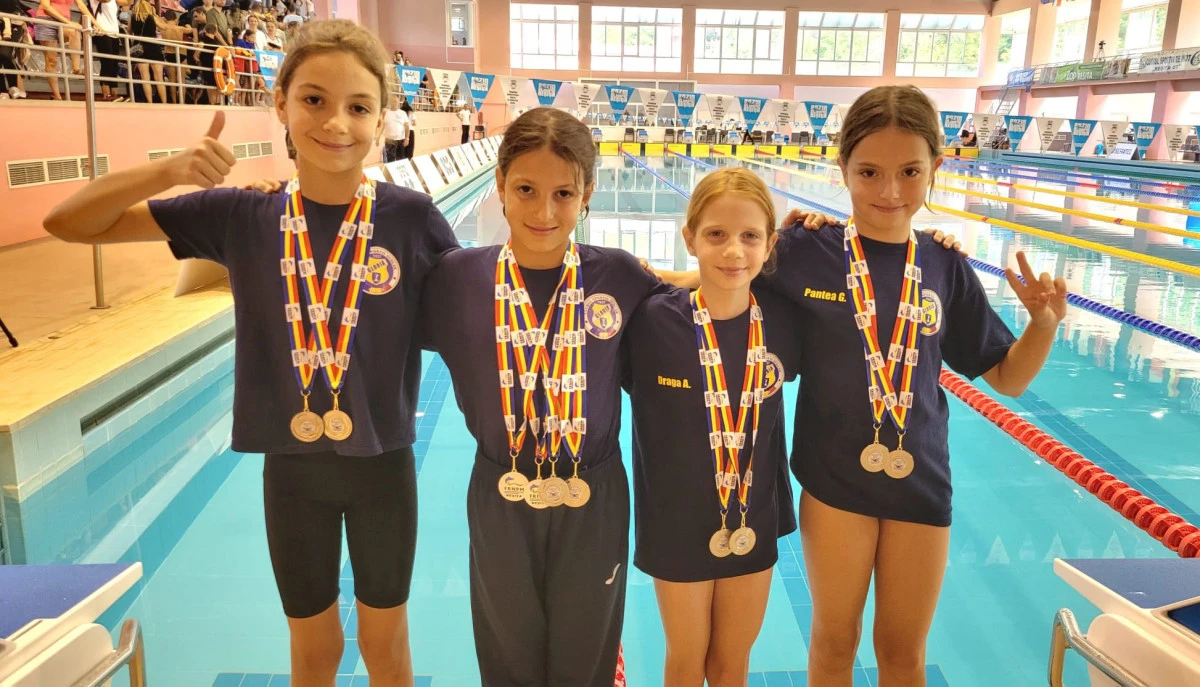 Medalii naționale obținute de micii înotători de la CSȘ Gloria Arad (FOTO)