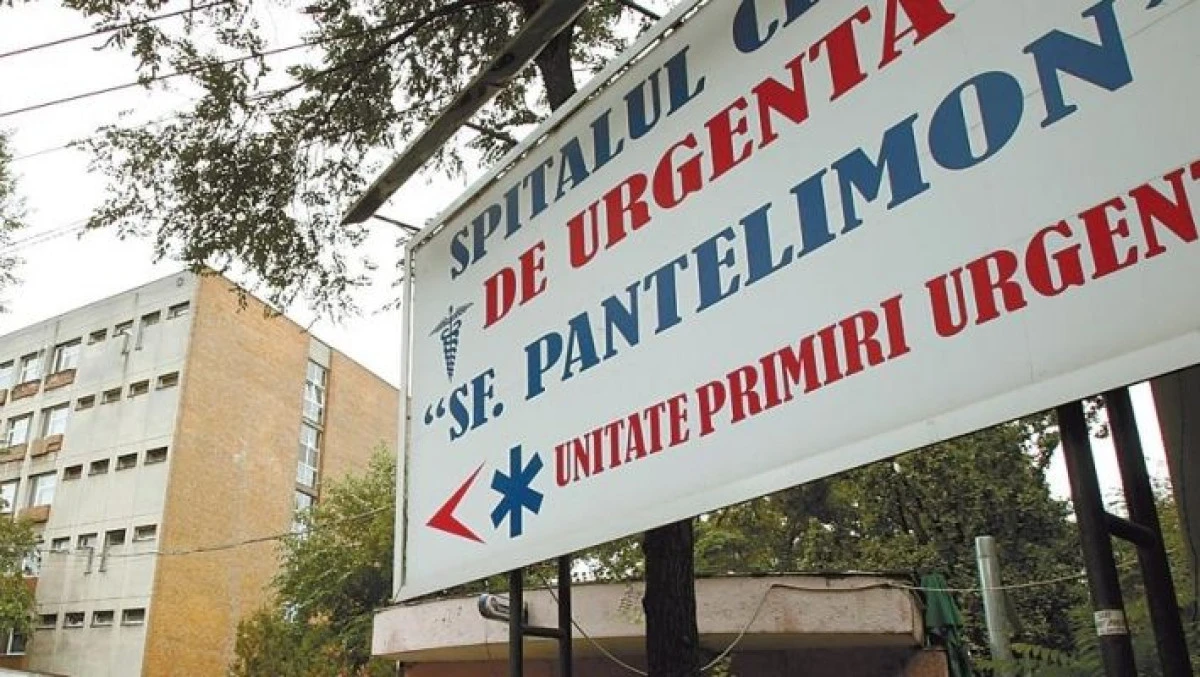 MEDICII CARE ÎMPĂRȚEAU VIAȚA ȘI MOARTEA DUPĂ BUNUL PLAC, SUSPENDAȚI
