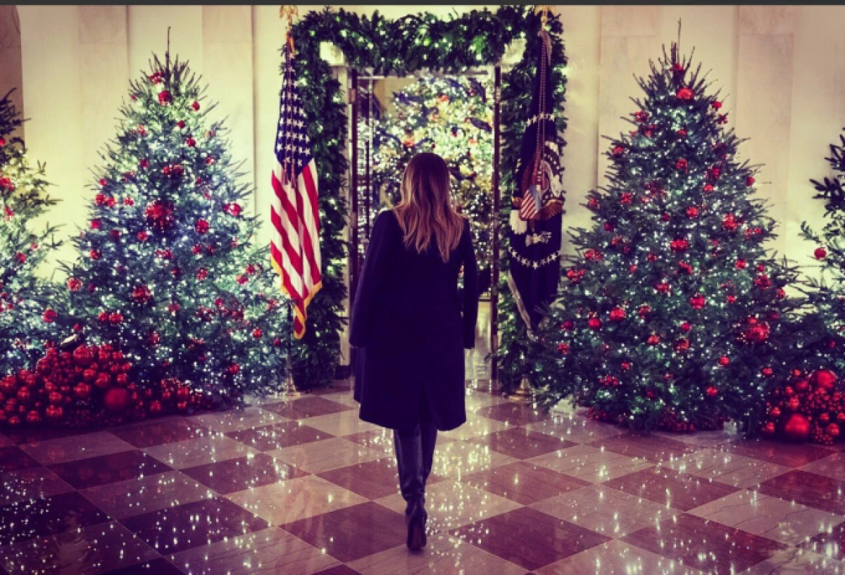 Melania Trump a dat startul sărbătorilor de iarnă