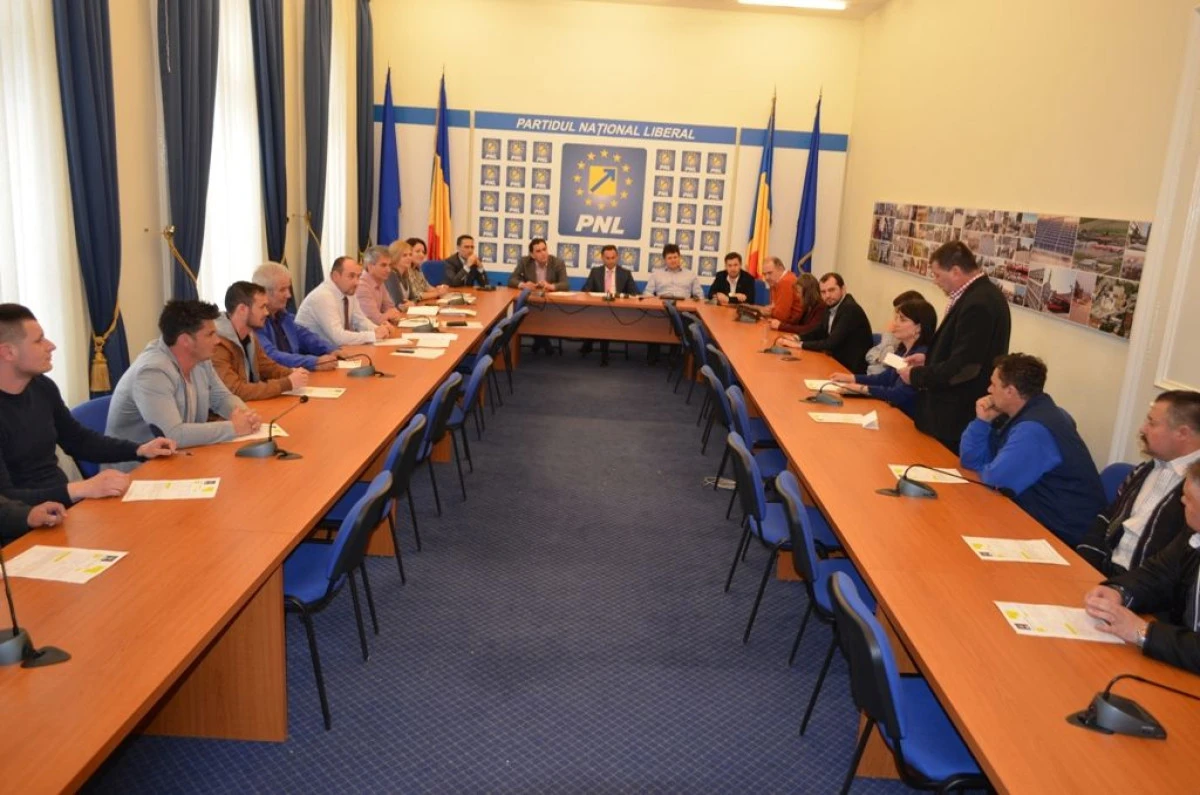 MEMBRII PDL FRUMUSENI SI-AU DEPUS ADEZIUNILE LA NOUL PNL