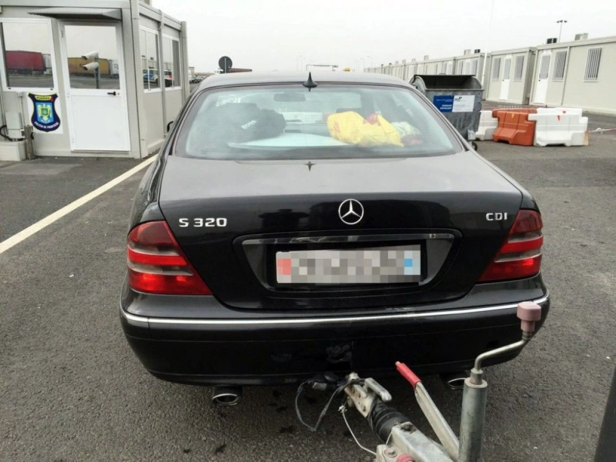 MERCEDES CAUTAT DE AUTORITATILE ELVETIENE, DEPISTAT LA NADLAC
