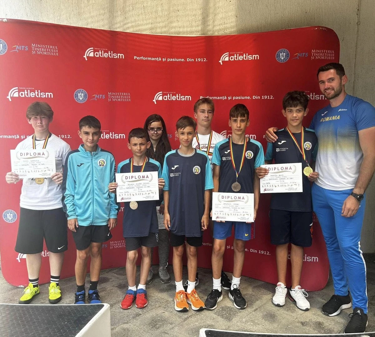 Micii atleți ai Gloriei Arad au urcat pe podium la Naționale, trei dintre ei sunt campioni! (FOTO)
