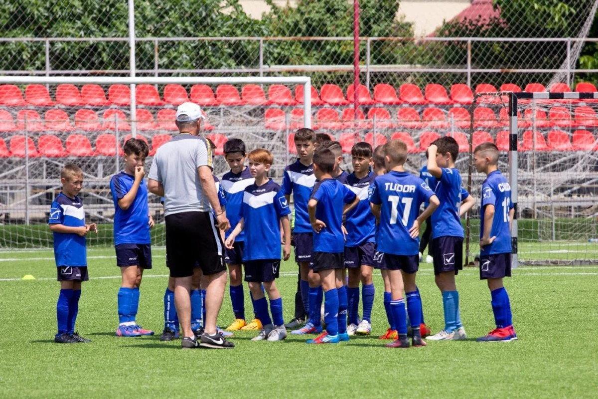 Micii fotbaliști ai Gloriei Arad au obținut rezultate bune la turneele Atletico și Bega