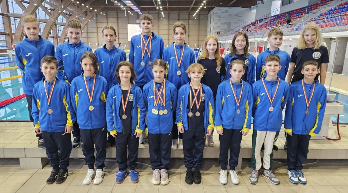 Micii înotători ai Gloriei Arad și-au făcut baremurile pentru Campionatele Naționale din vară