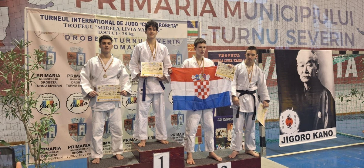 Micii judoka de la CSM Arad au obținut primele medalii ale anului la „Cupa Drobeta 2025“