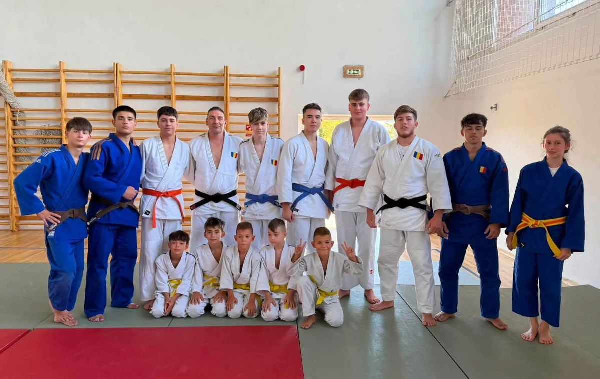 Micii judoka de la CSS „Gloria” Arad, stagiu de pregătire la Miskolc
