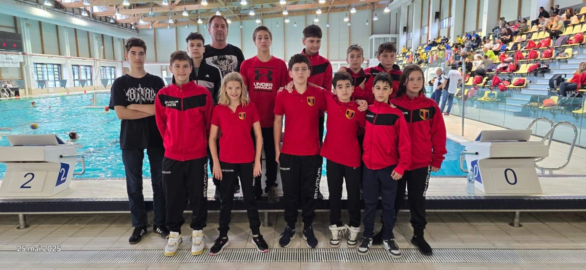 Micii poloiști de la AMEFA Arad au făcut valuri în campionatul regional al Ungariei