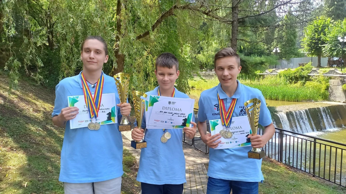 Micii şahişti de la Vados Arad au urcat de trei ori pe podiumul naţional