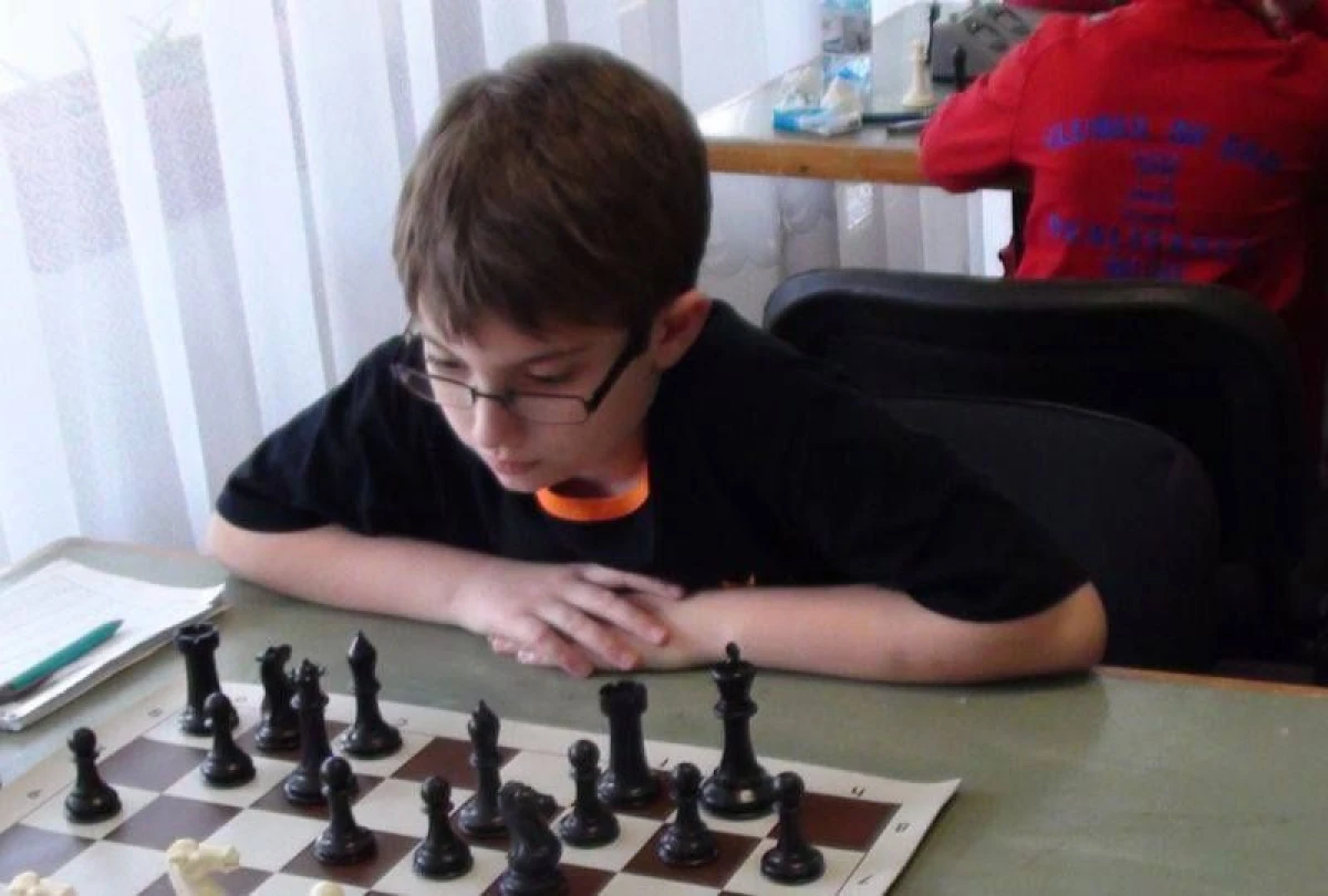 MICII SAHISTI DE LA VADOS ARAD S-AU REMARCAT LA CAMPIONATELE NATIONALE