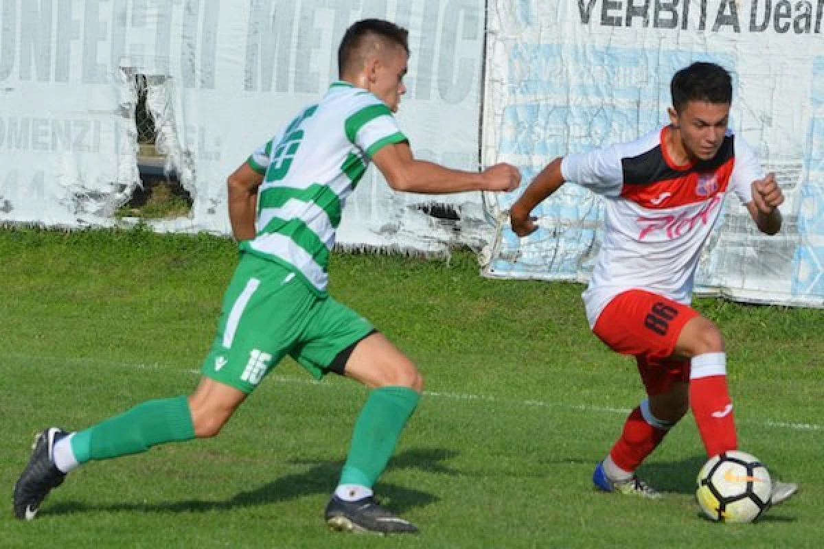 Miculescu şi Rusu, convocaţi la lotul naţional under 18