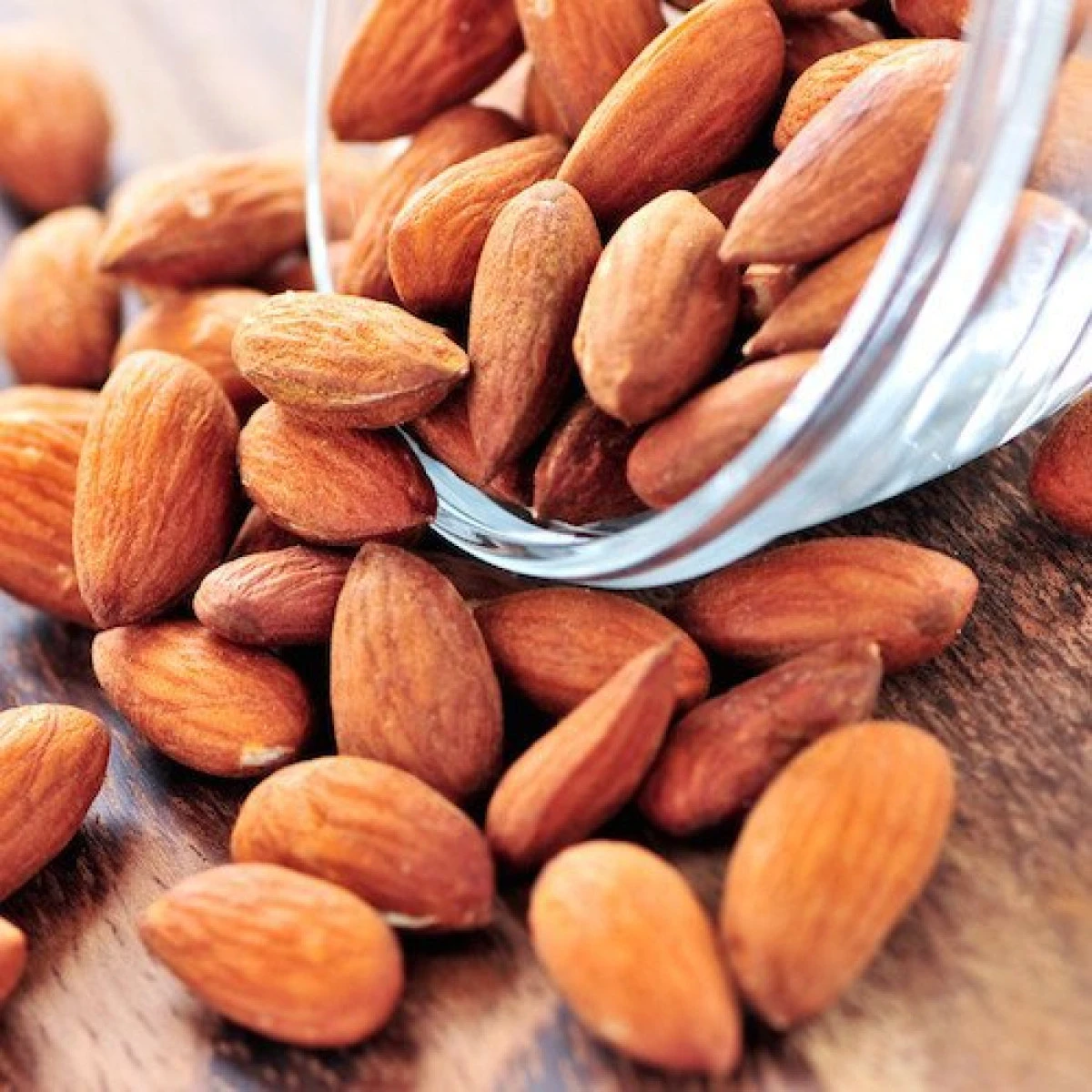 Migdalele reduc riscul bolilor cardiovasculare