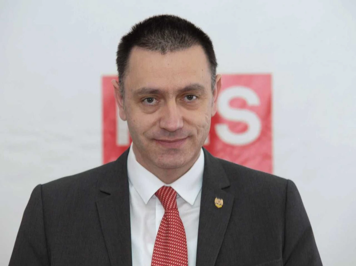 MIHAI FIFOR: ARADENII SE ALEG CU NOROIUL, IAR FALCA CU FASTUL SI FOARTE MULTI BANI