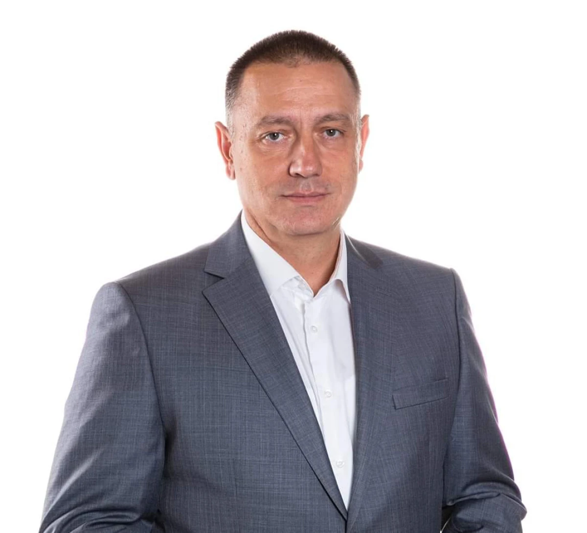 Mihai Fifor: „Dacă România a obținut miliardele de euro anunțate de Iohannis, înseamnă că guvernul poate majora pensiile și alocațiile“