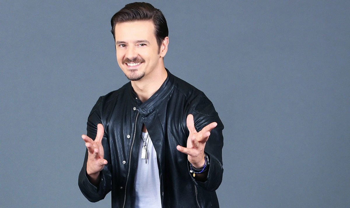 Mihai Petre a revenit! Ce emisiune are după plecarea de la "Românii au talent"