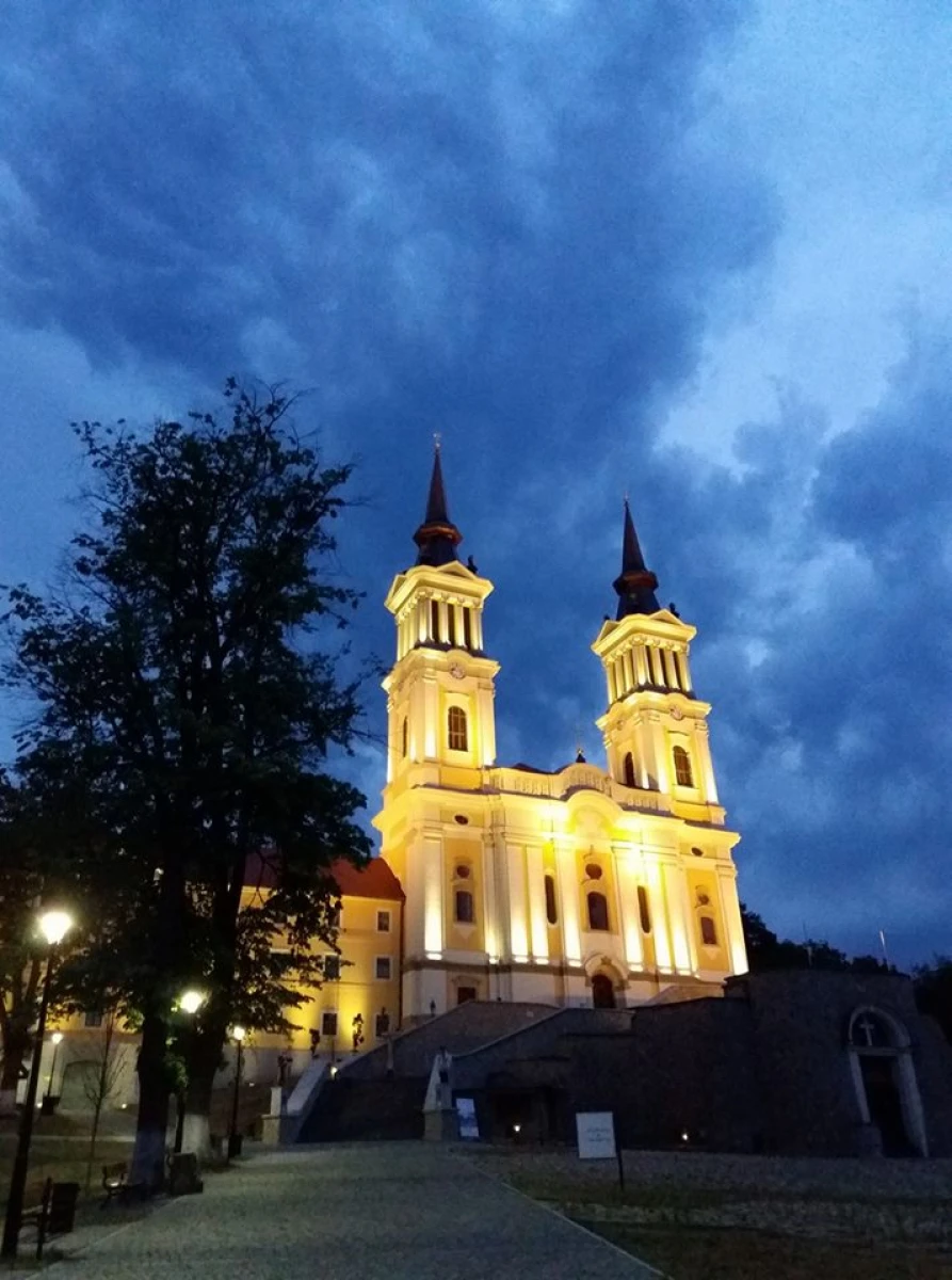 Mii de credincioși, așteptați la Basilica Maria Radna și la Mănăstirea Hodoș-Bodrog de Adormirea Maicii Domnului