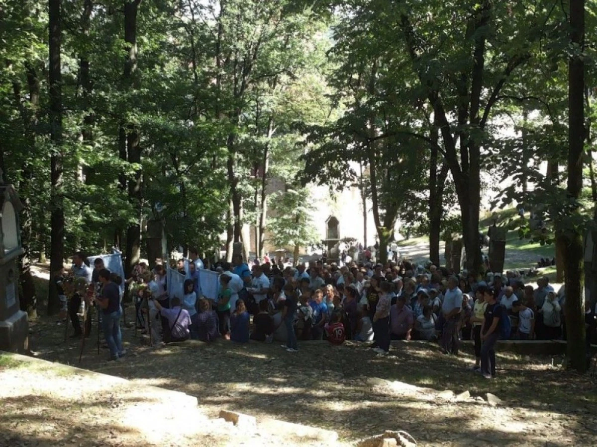 MII DE PELERINI AU SARBATORIT NASTEREA MAICII DOMNULUI, LA RADNA