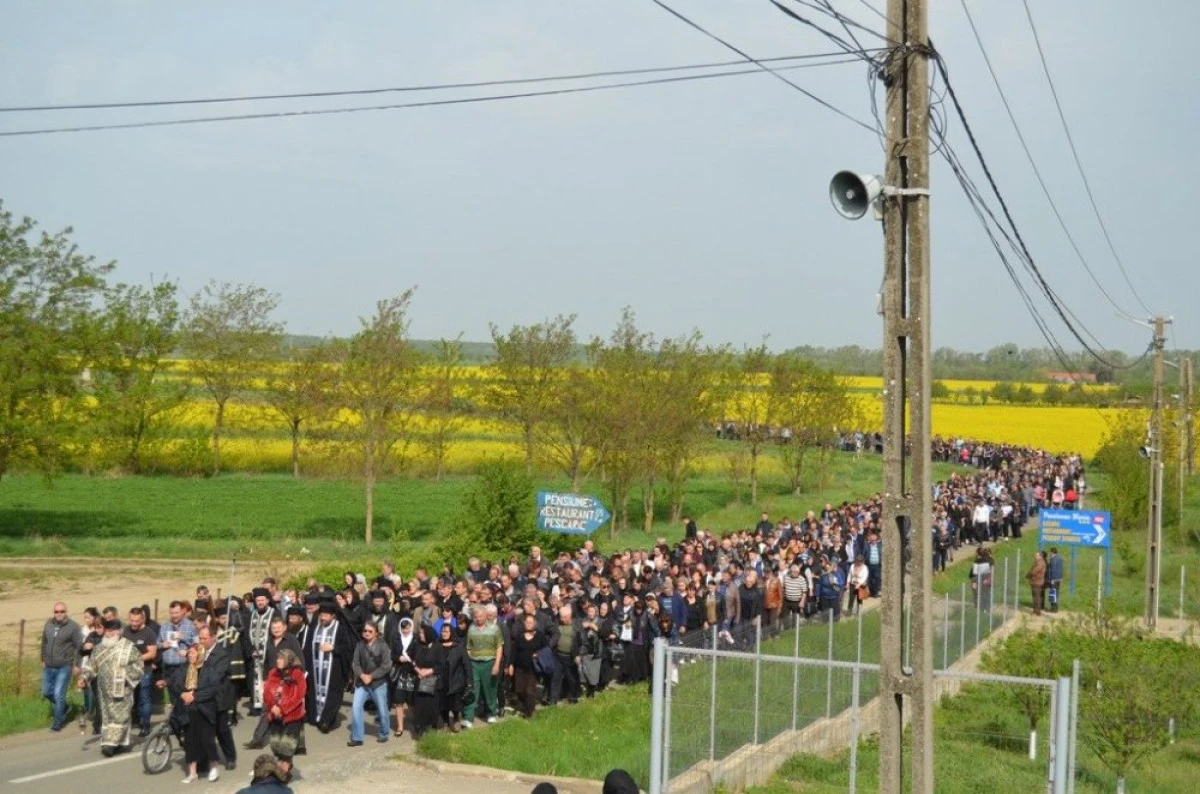 Mii de pelerini sunt așteptați, de Sfânta Maria, la Mănăstirea Hodoş-Bodrog