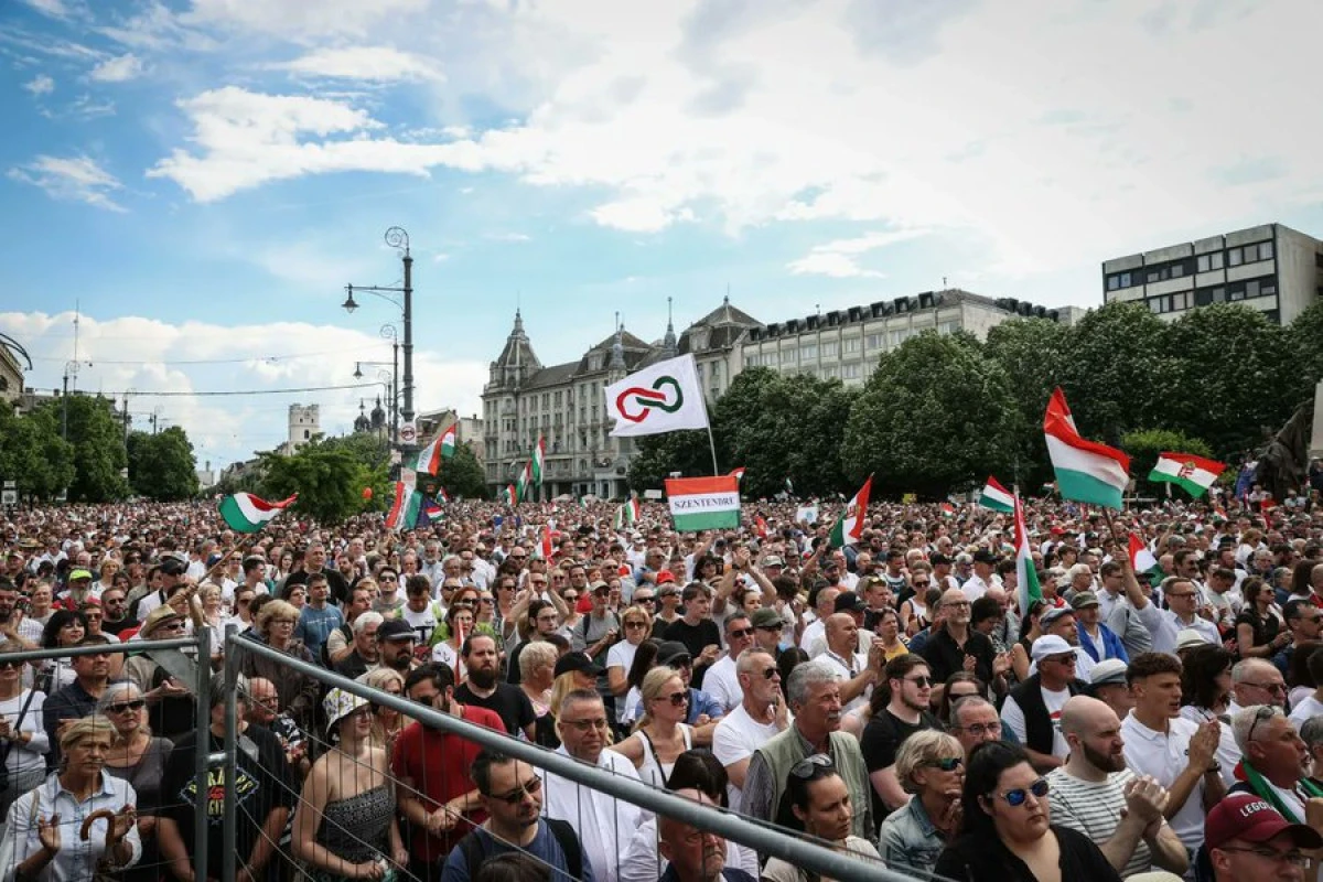 Mii de persoane au protestat în Debreţin împotriva premierului ungar Viktor Orban