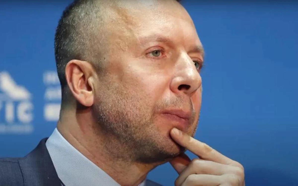 Miliardar rus, găsit împușcat în casă. Anchetatorii spun că s-a sinucis