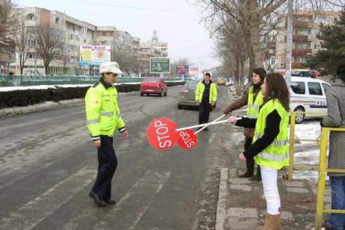 MINISTERUL EDUCATIEI INTRODUCE, INCEPAND CU ANUL SCOLAR VIITOR, PATRU NOI DISCIPLINE OPTIONALE