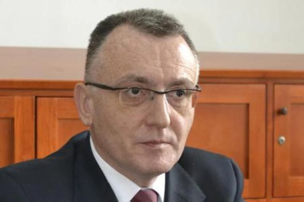 MINISTRUL EDUCATIEI SUSTINE CA NU VA EXISTA O REDUCERE A NUMARULUI DE POSTURI IN SISTEM