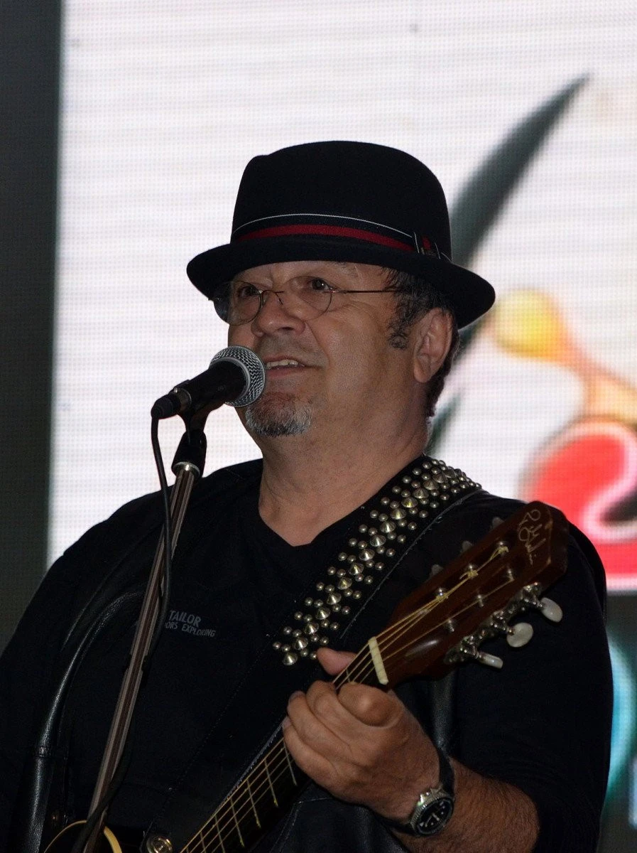Mircea Baniciu & Band (Teo Boar & Vladi Cnejevici), pe scena de la Bulci