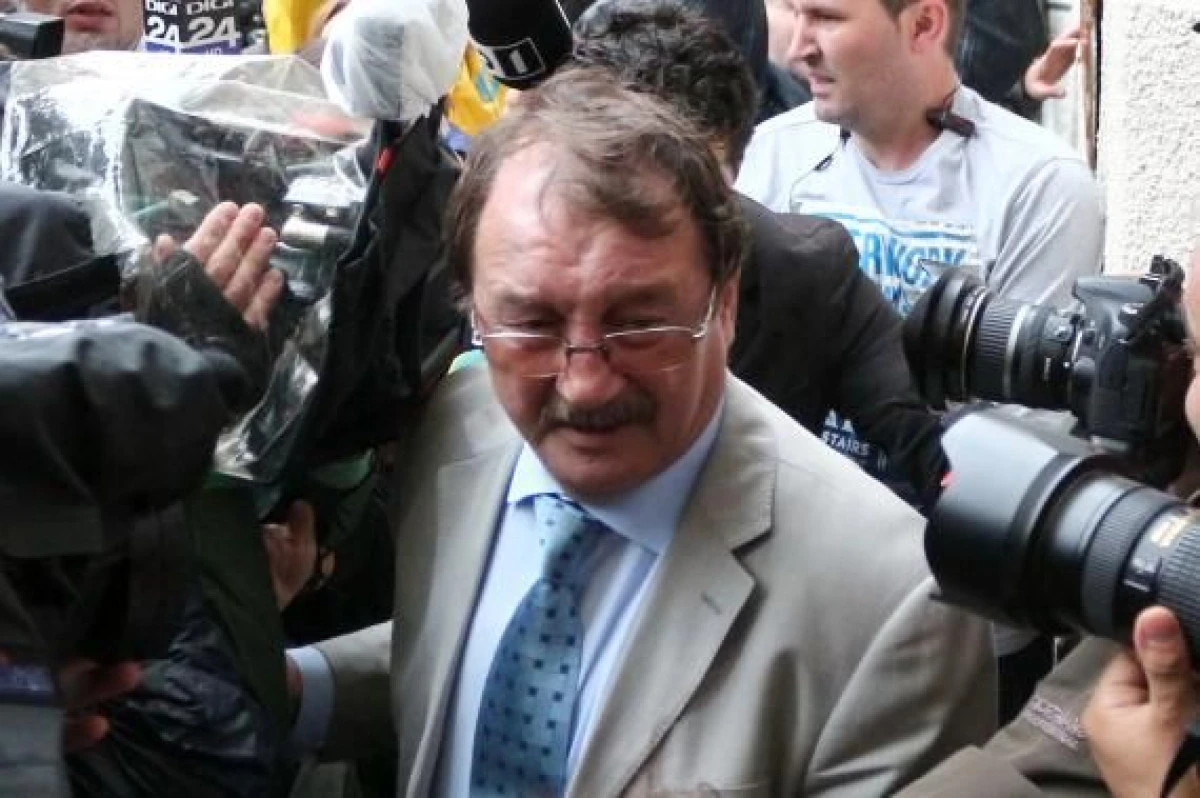 MIRCEA BASESCU SI CAPATANA, TRIMISI IN JUDECATA DE DNA