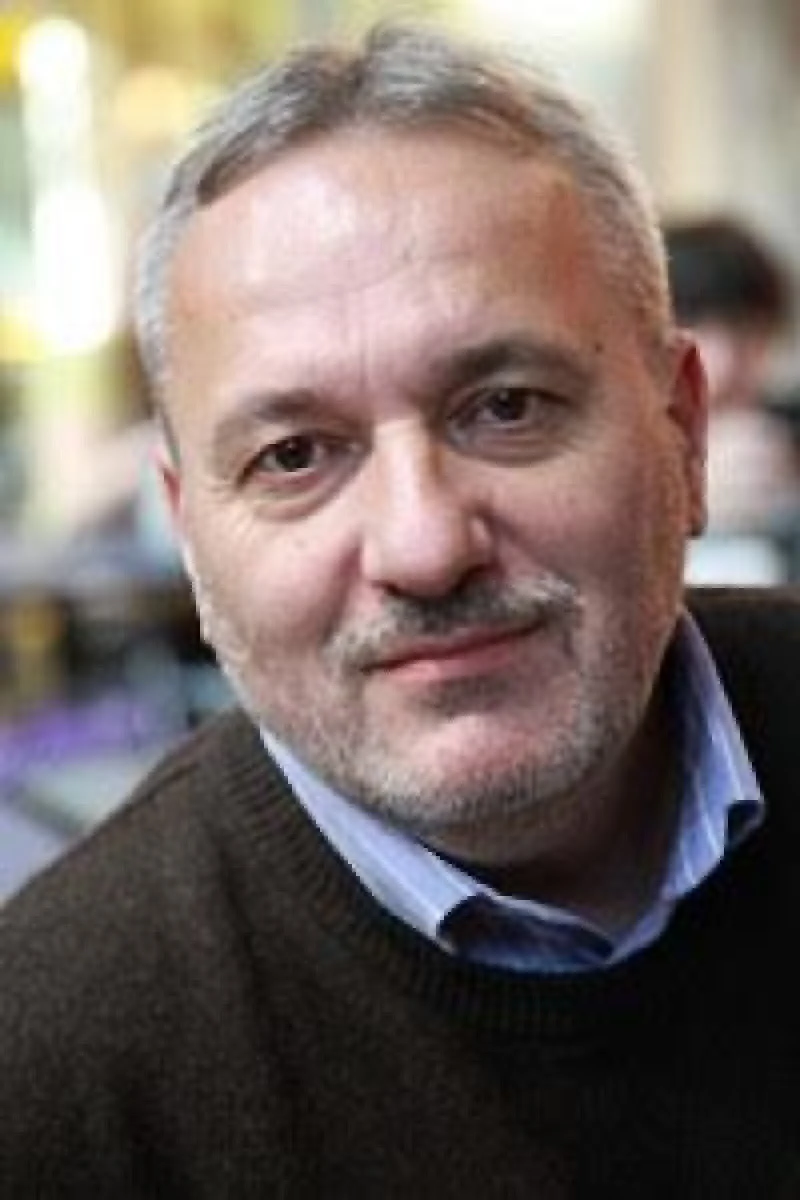 Mircea Mihăieș va lansa la Arad volumul ”Ulysses, 732. Romanul românului”