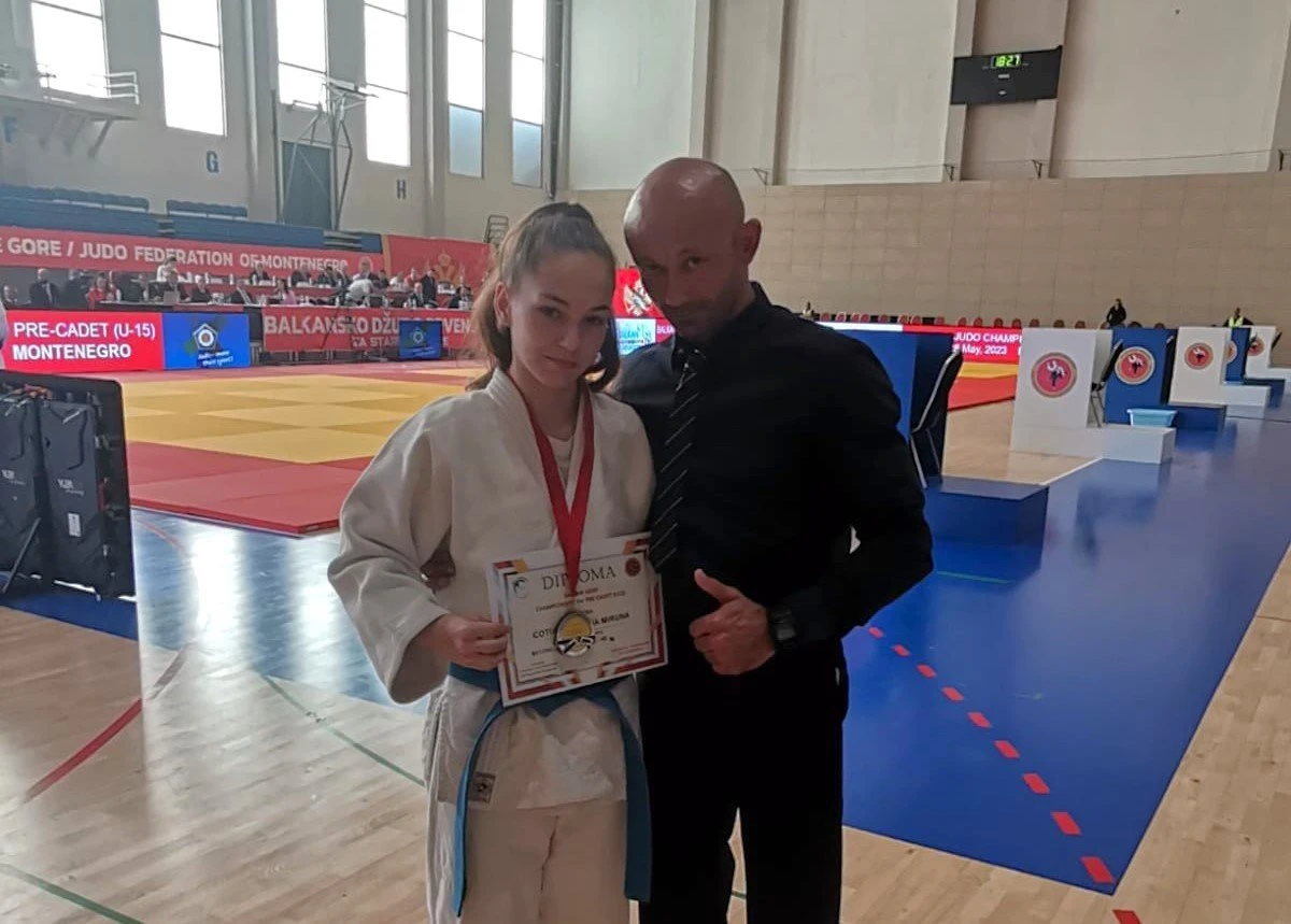 Miruna Ciotu este vicecampioană balcanică de judo, la categoria U15
