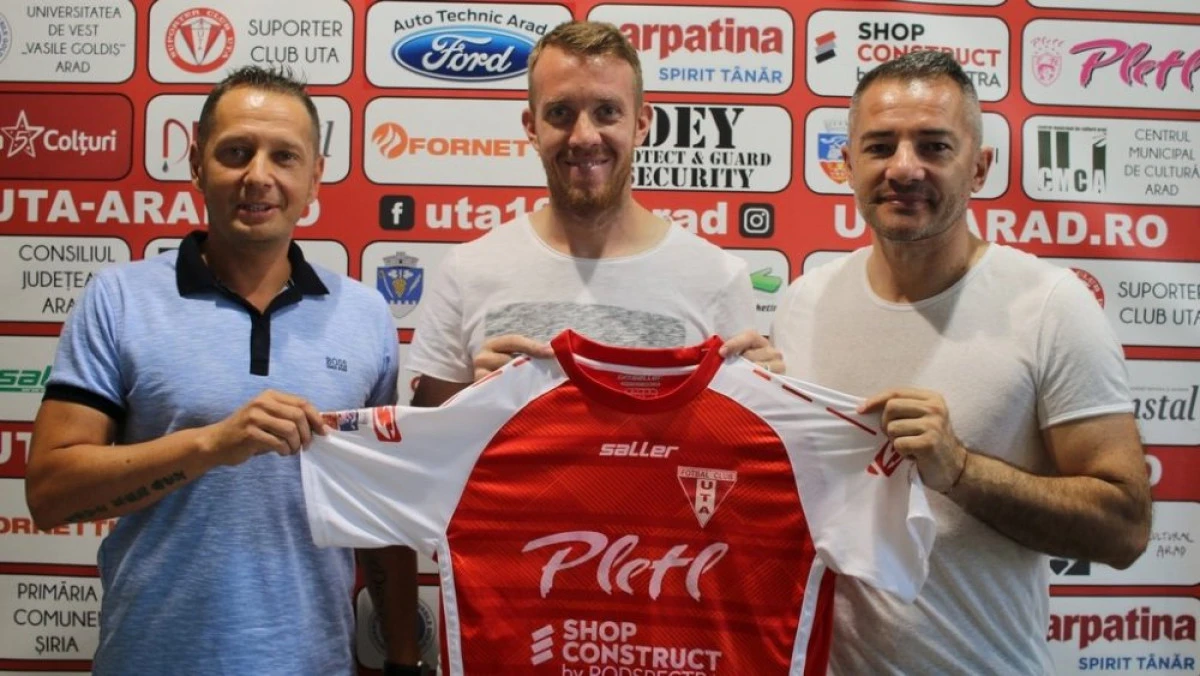 Miza pe experienţă: Dan Roman este noul atacant al UTA-ei