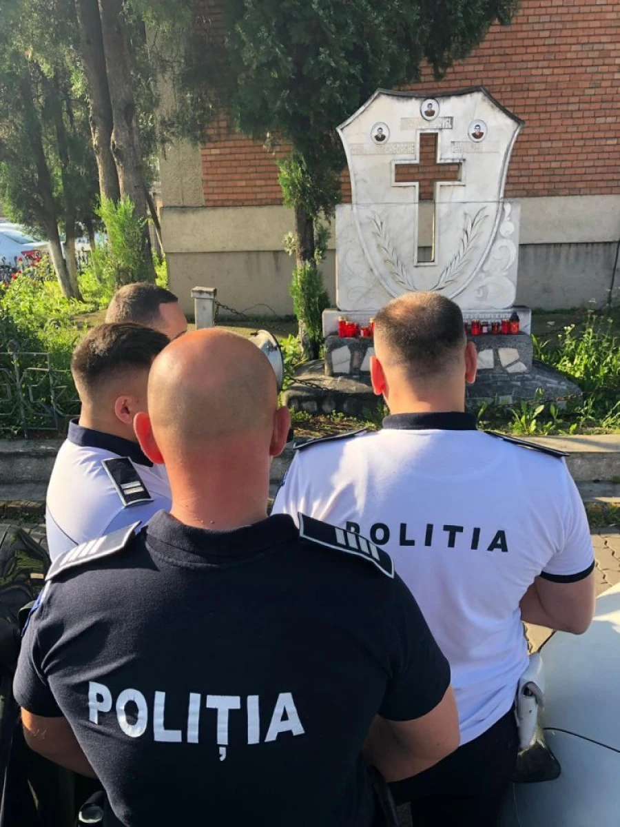 Moment de reculegere în Arad, în memoria polițistului timișean împușcat mortal